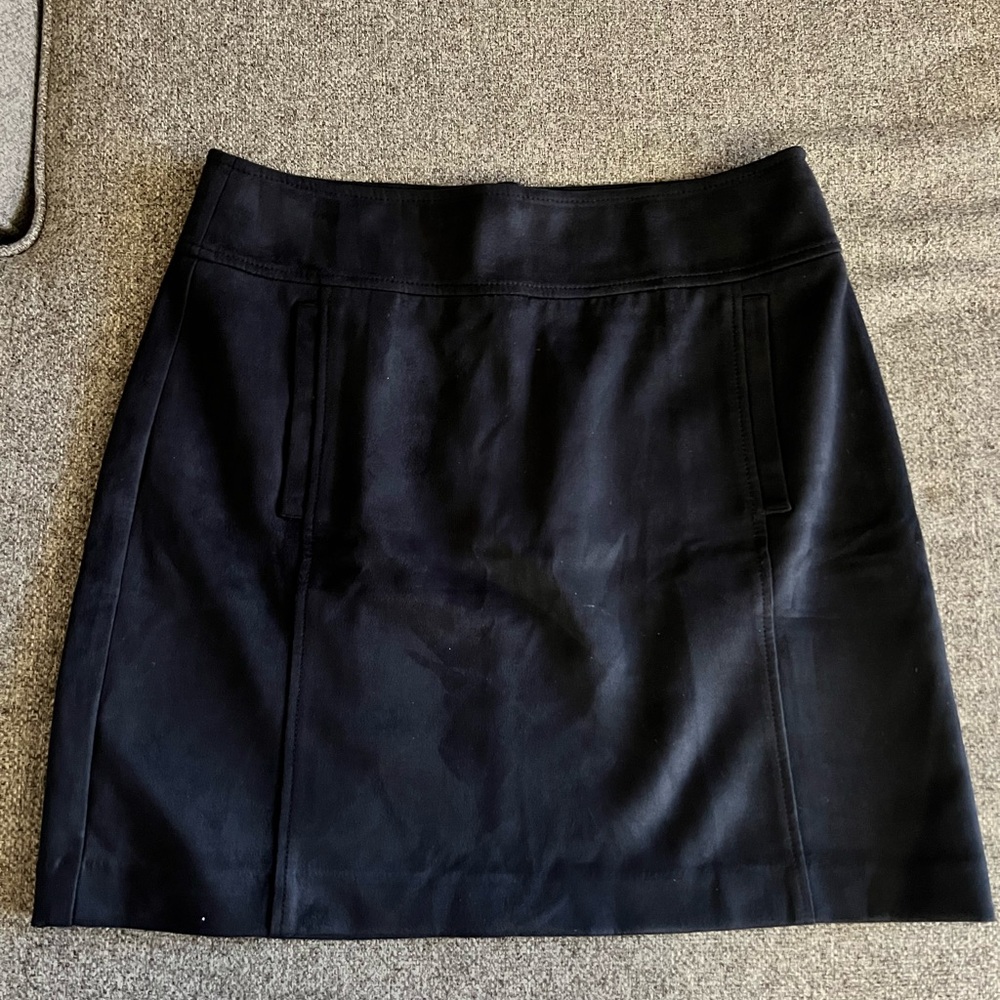 LOFT Elegant Velvety Navy Blue Mini Skirt